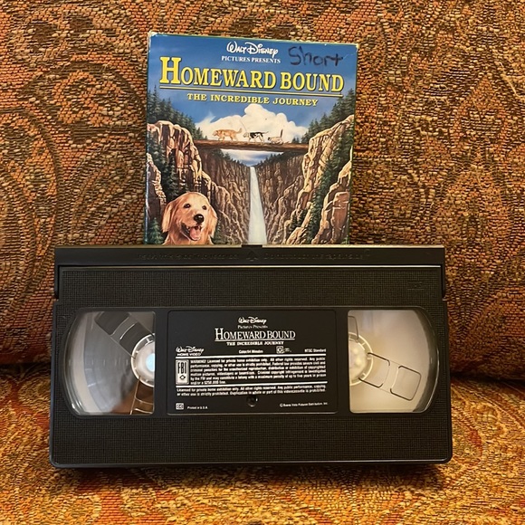 Disney’s Homeward Bound VHS tape - Picture 6 of 7